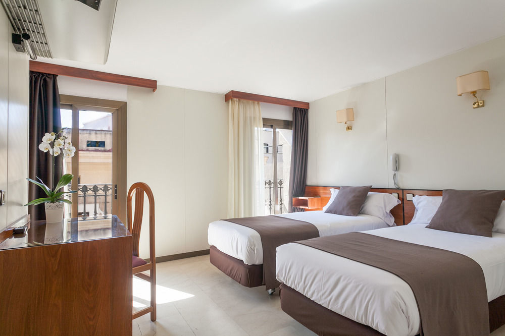 El Call Hotel