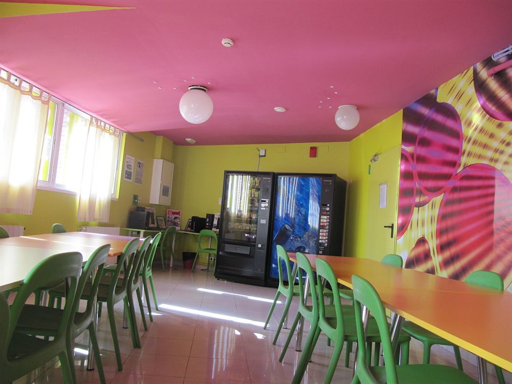 Onefam Les Corts Hostel *