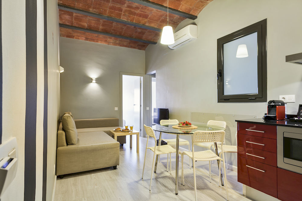 Hotel Dingdong Fira Barcelona