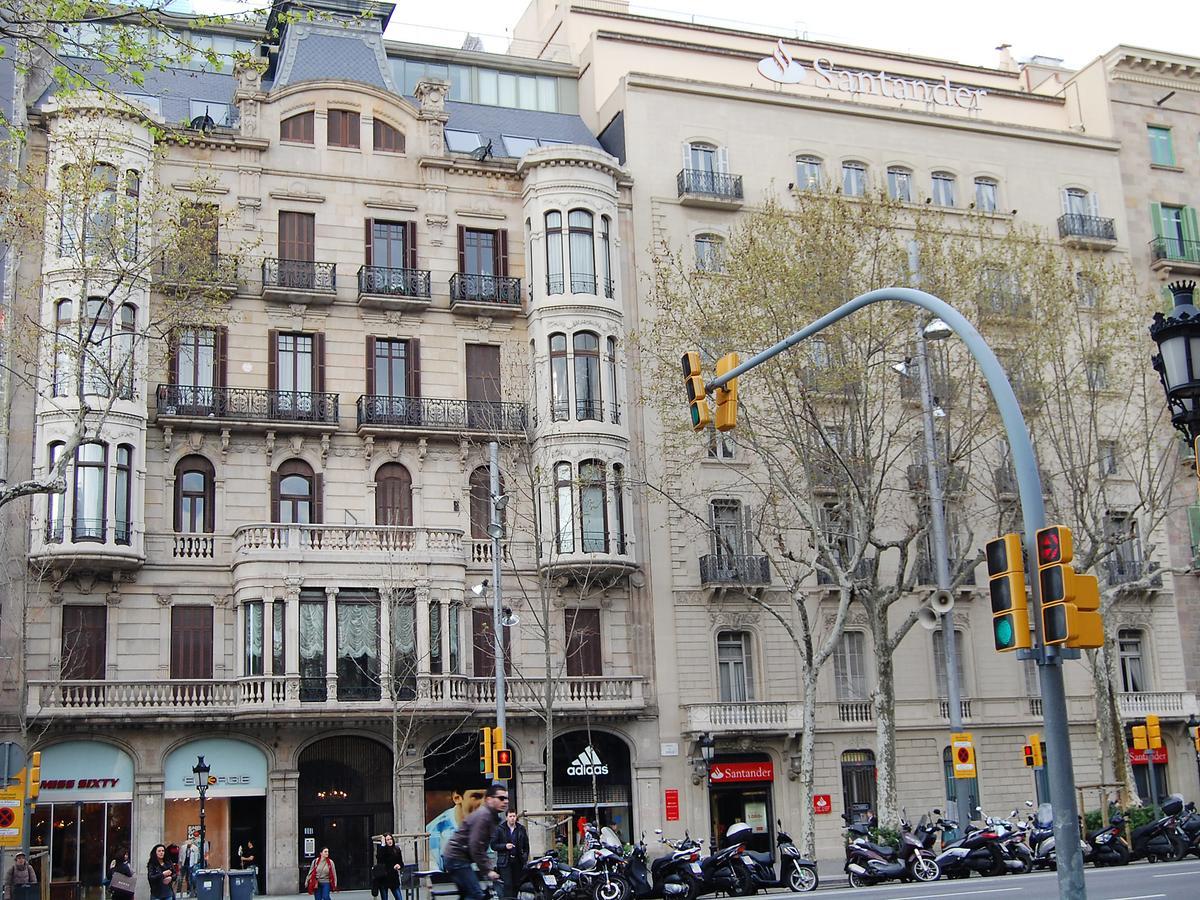 Plaza De Catalunya - Pso- De Gracia * Barcelona