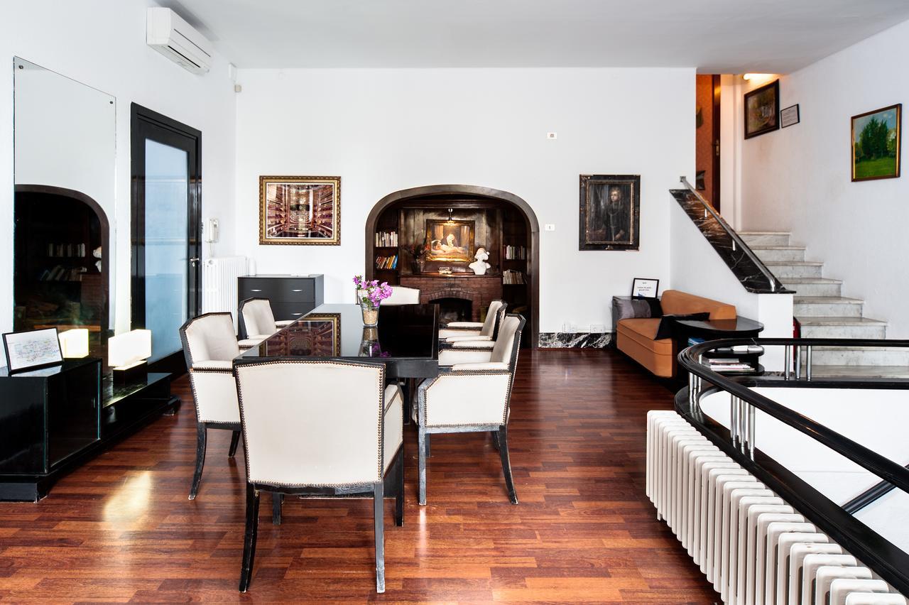 Casa Vilaró Villa