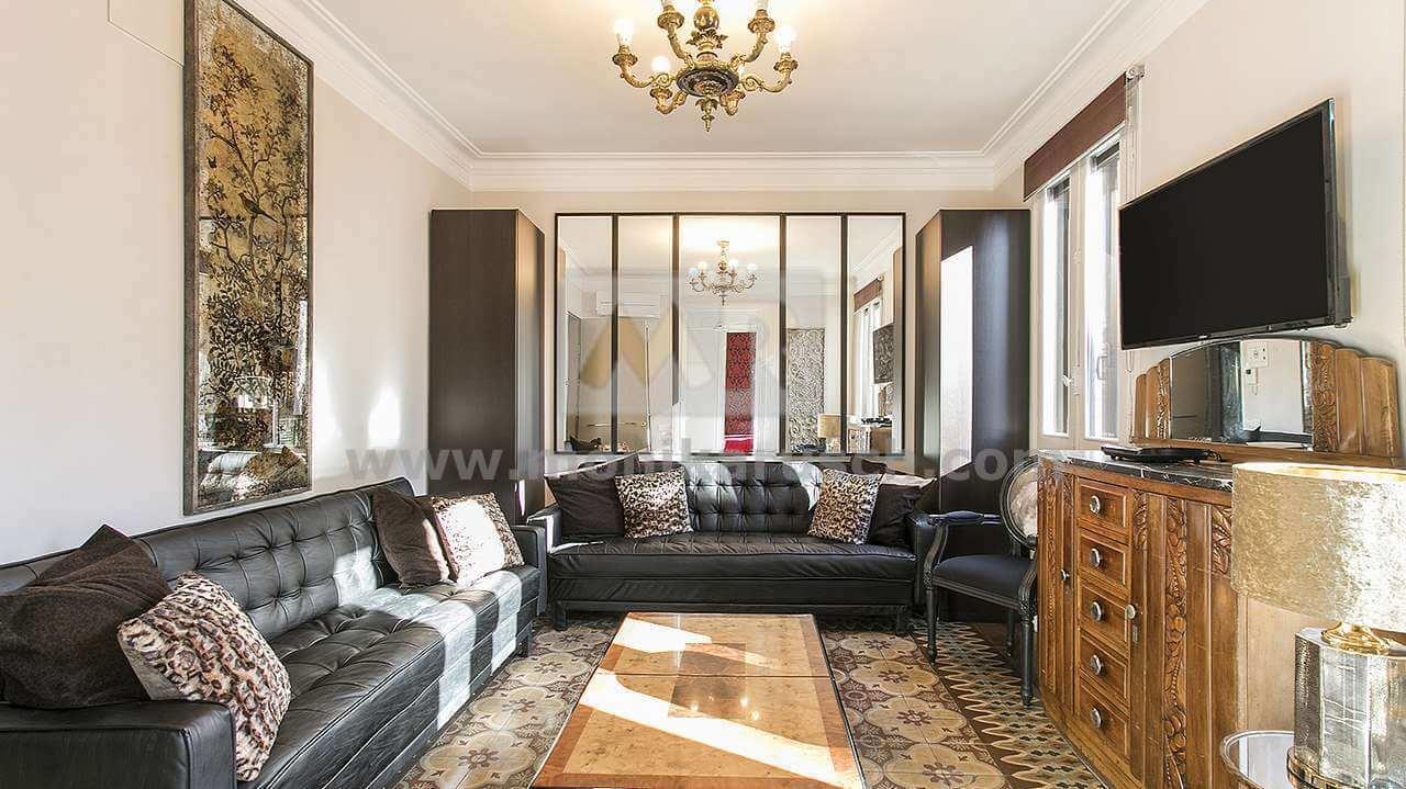 Arago 345 Apartamento