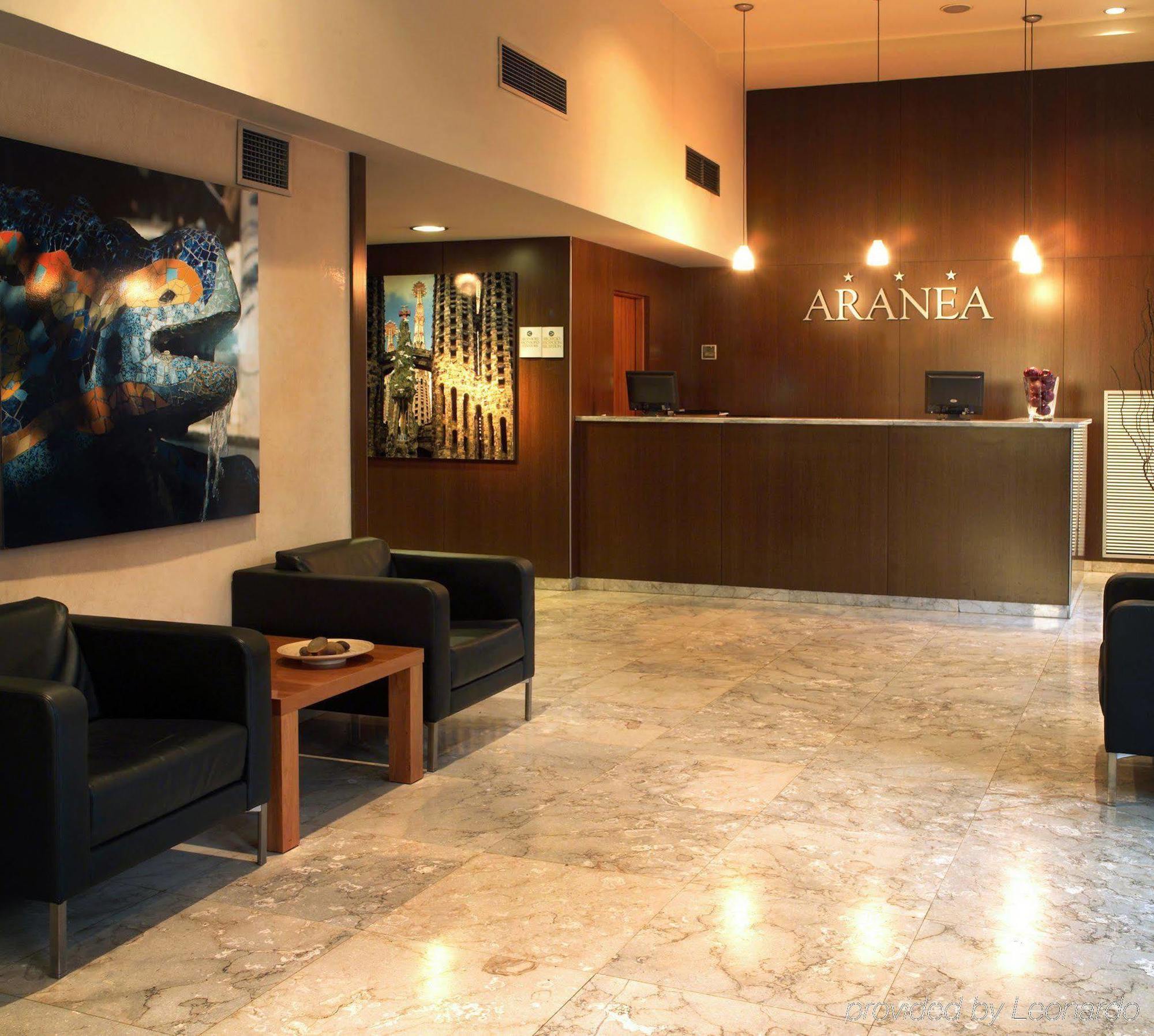 Hotel Aranea 3*