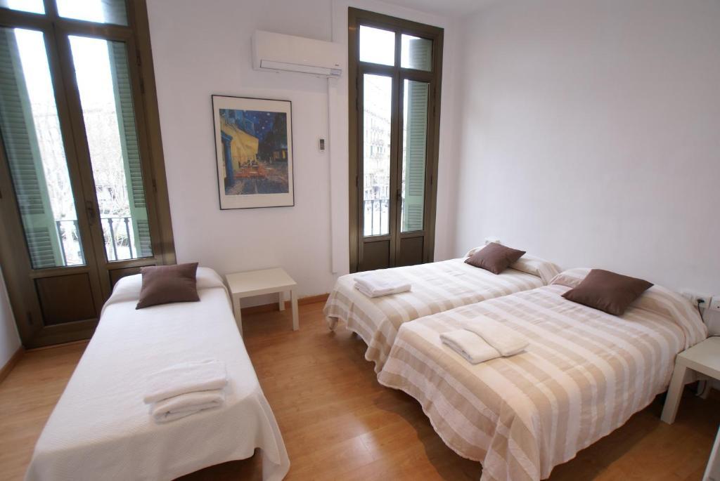 555 Bcn Apartment *