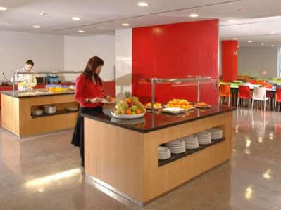 Apartment Agora Bcn. Residencia Universitaria Internacional *
