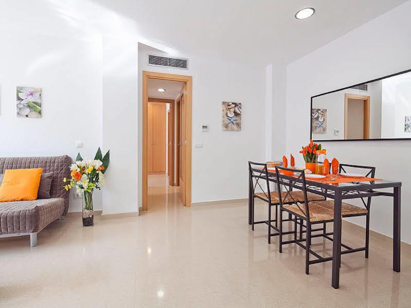 Charm Paralel Hotel 2*