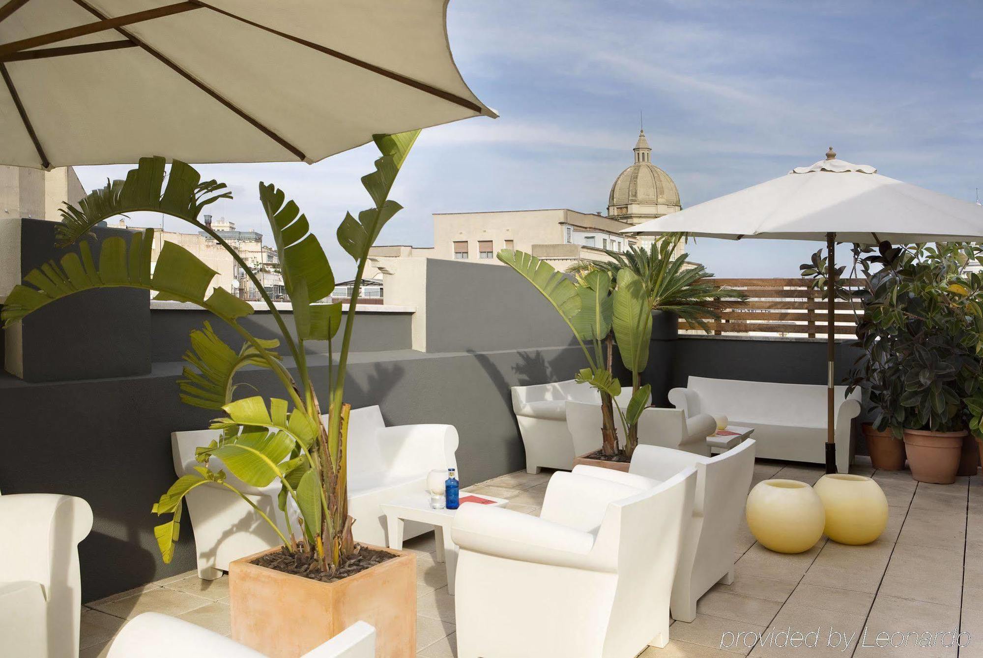 Hotel Midmost