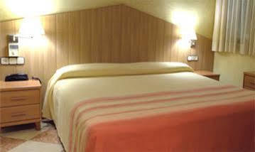 Hotel Fornos - Barcelona