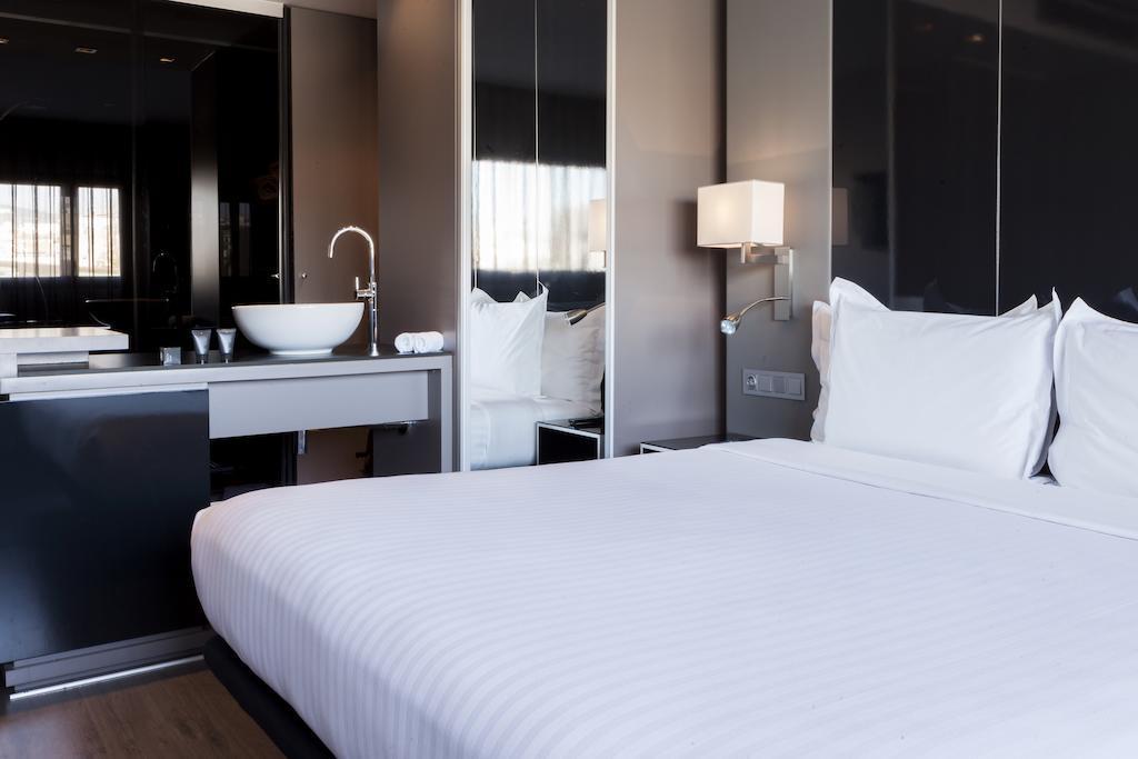 Hotel Ac Sants By Marriott 4*