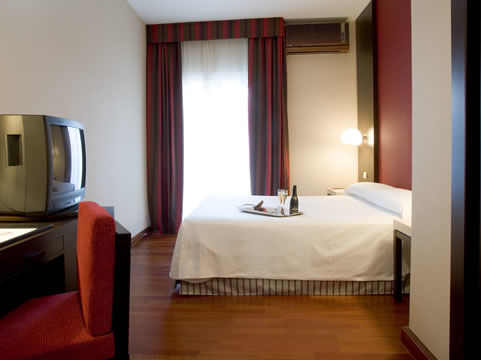Hotel Nh Les Corts 3*