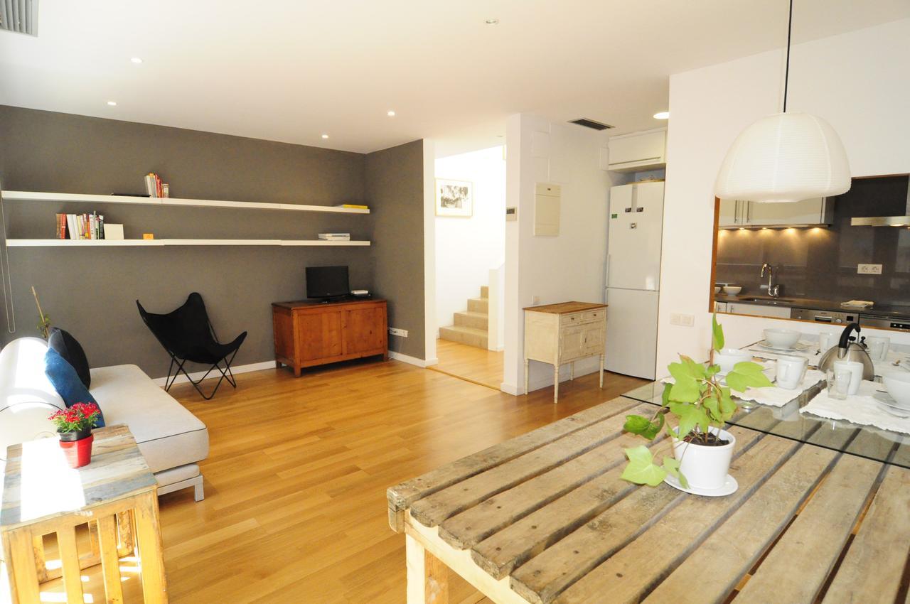 Rentbcn Gracia Deluxe Apartamento