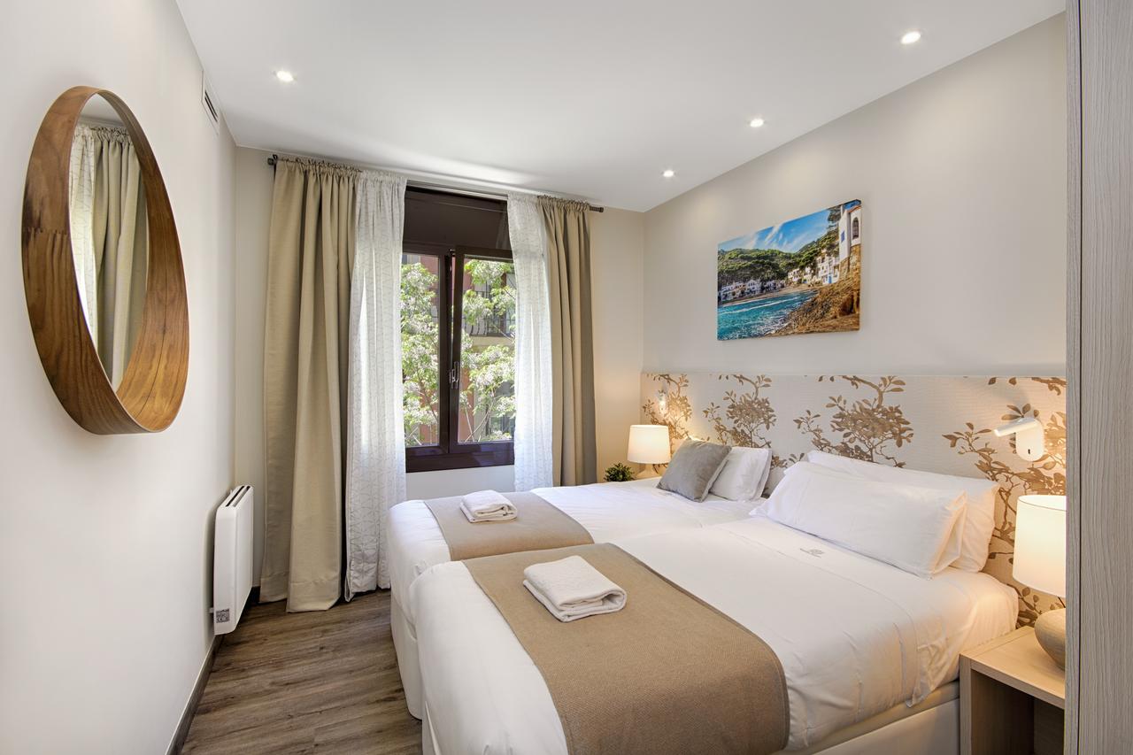 Apartment Eixample Building By Mercedes Heritage *