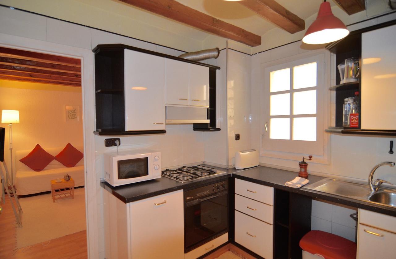 Central Apartment *