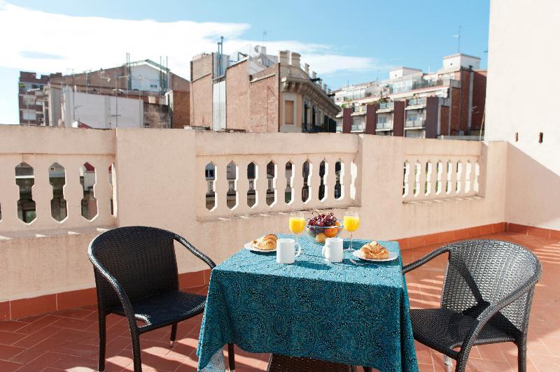 Mh S. Familia Apartment Barcelona