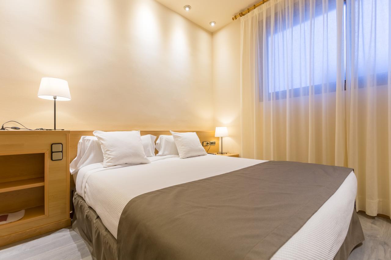 Dv Apartahotel Barcelona