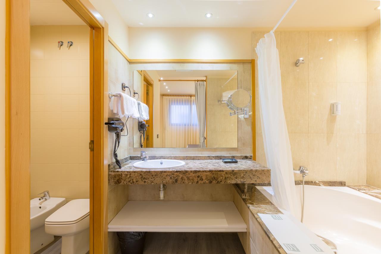 Dv Apartahotel Barcelona
