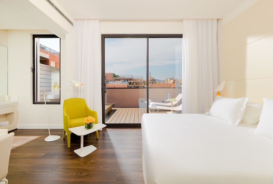 H10 Urquinaona Plaza Hotel 4*