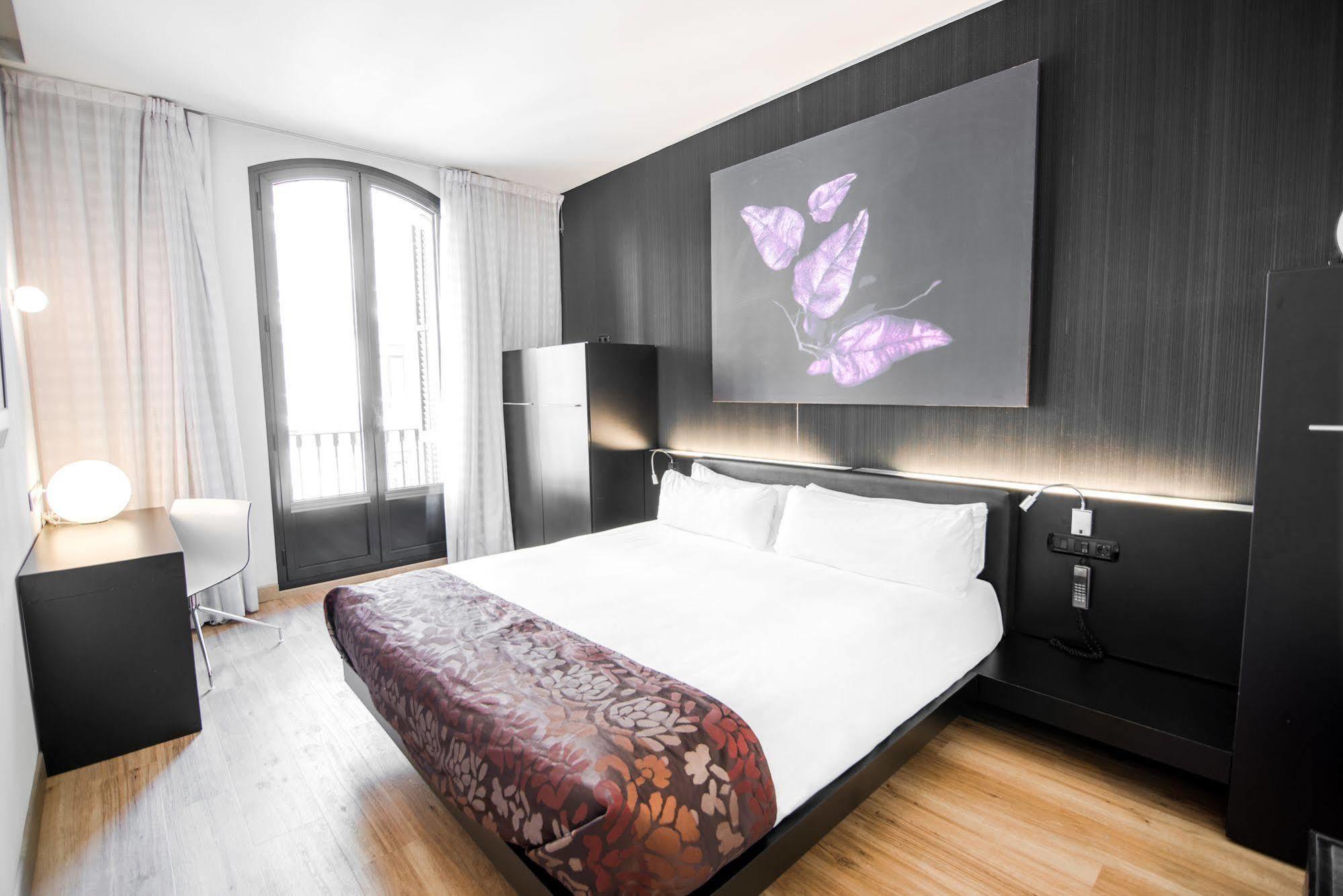 Icon Bcn Hotel 4*