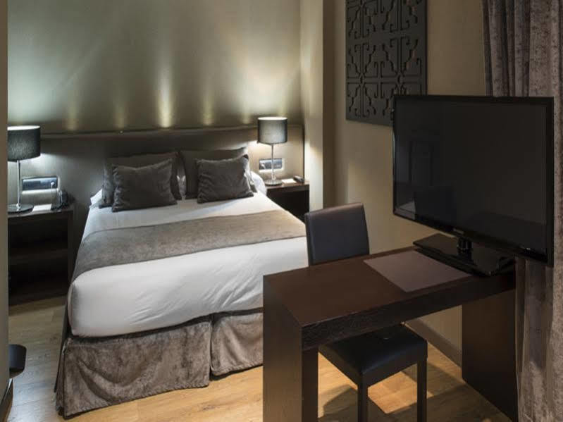 Catalonia Avinyó 3* Barcelona