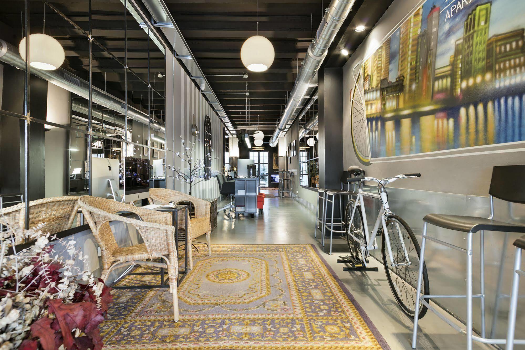 Apartment Fira By Gaiarooms Barcelona