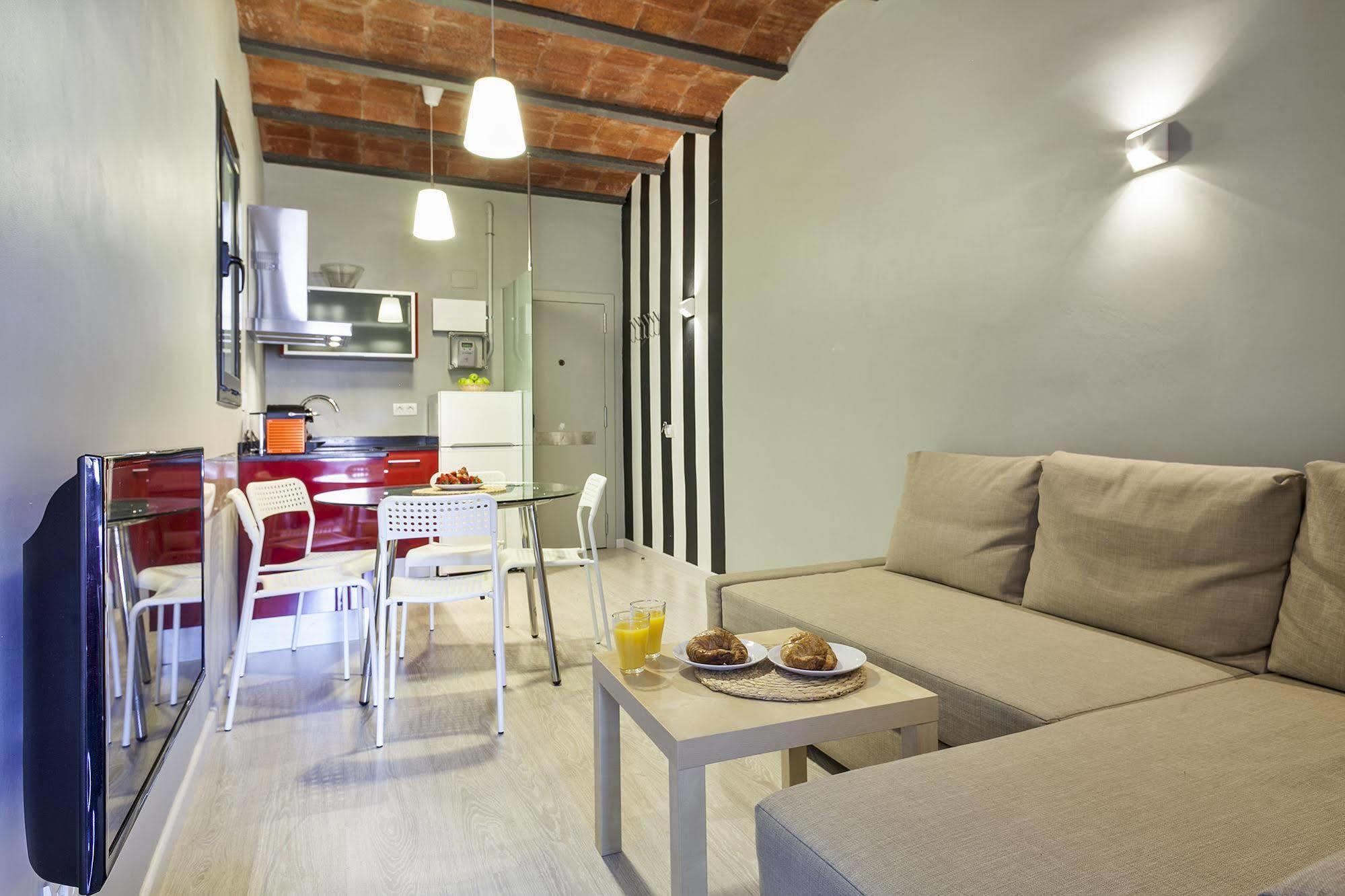 Apartment Fira By Gaiarooms *