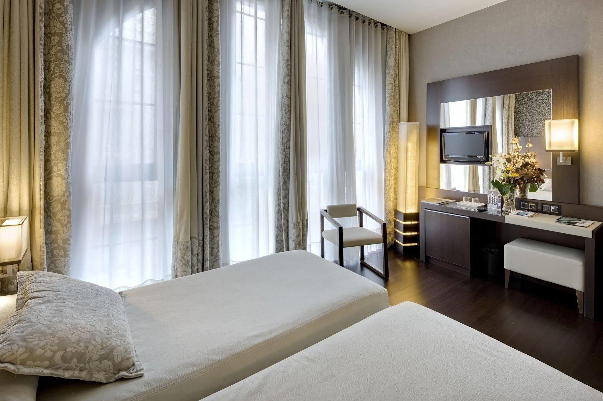 Hotel Colonial Barcelona