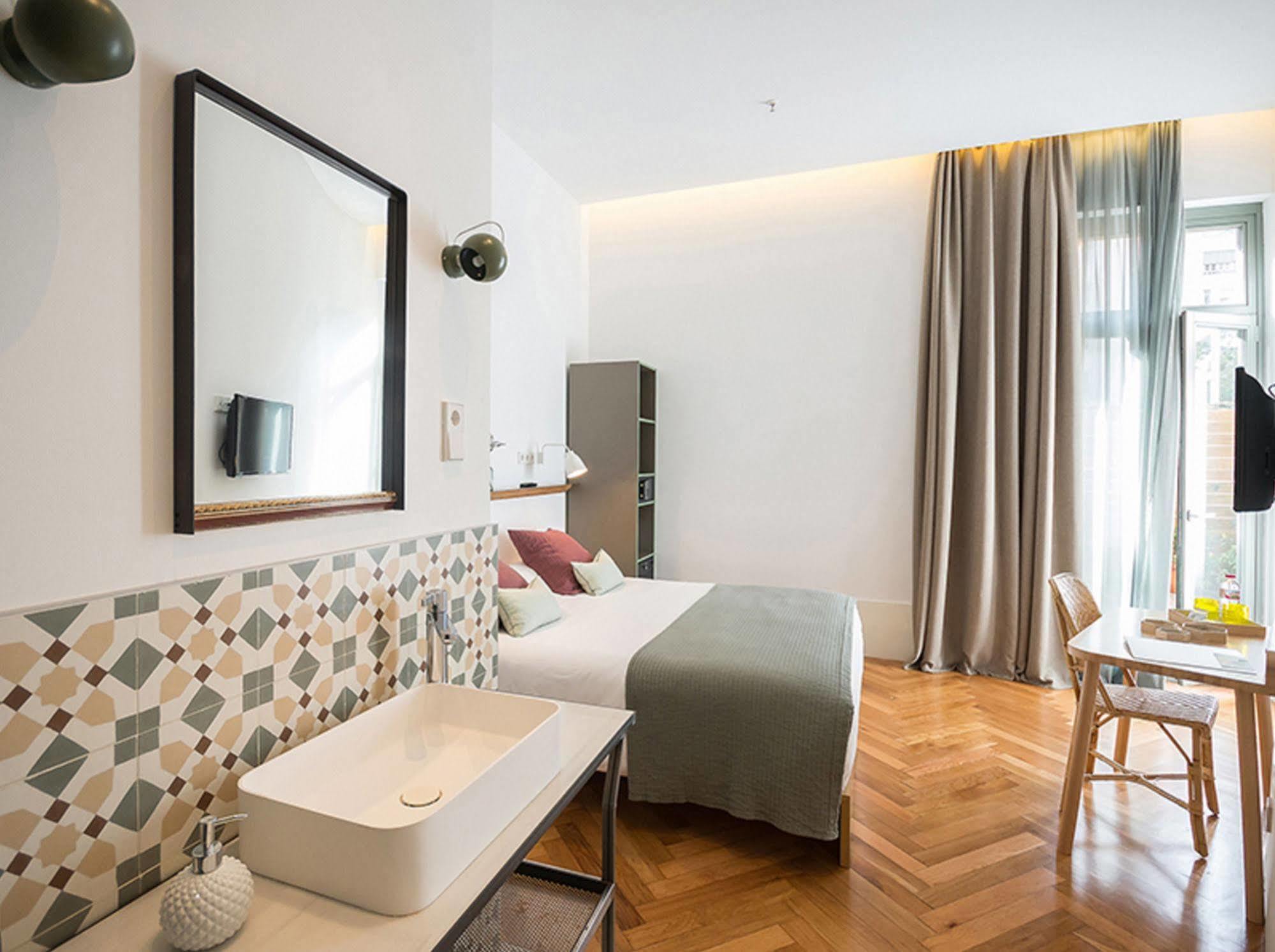 Casa Mathilda Bed and breakfast Barcelona