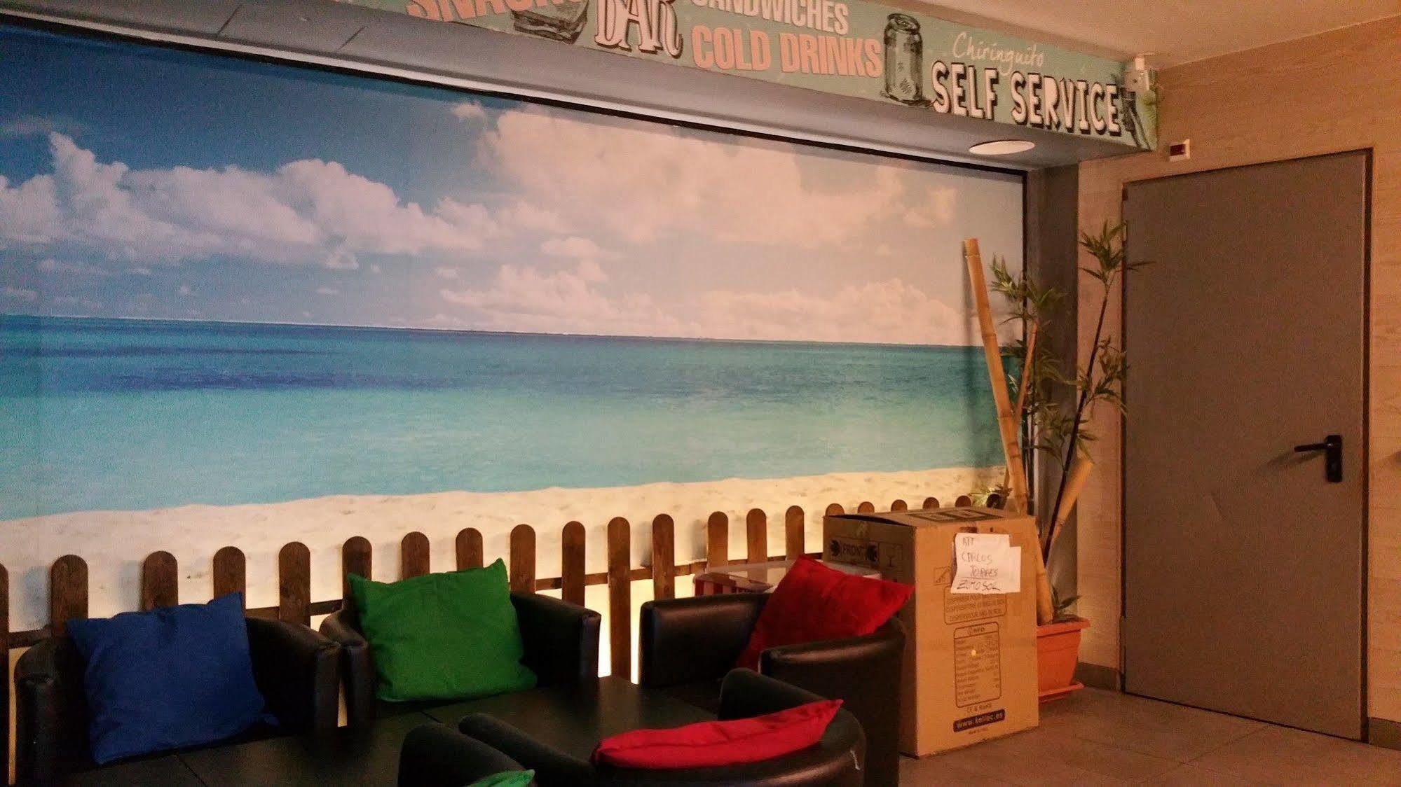 Sun&moon Hostal Barcelona