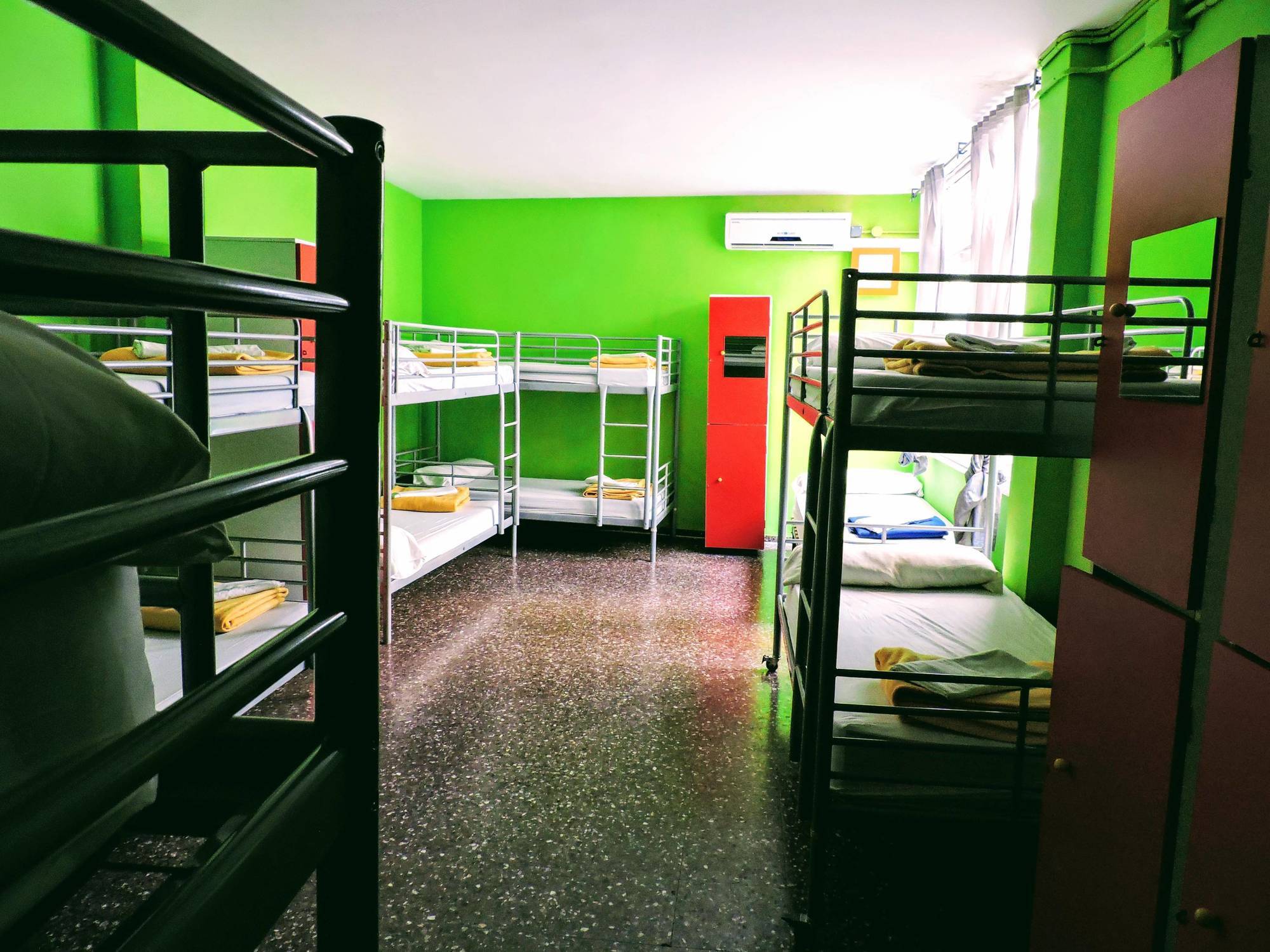 Onefam Les Corts Hostel *
