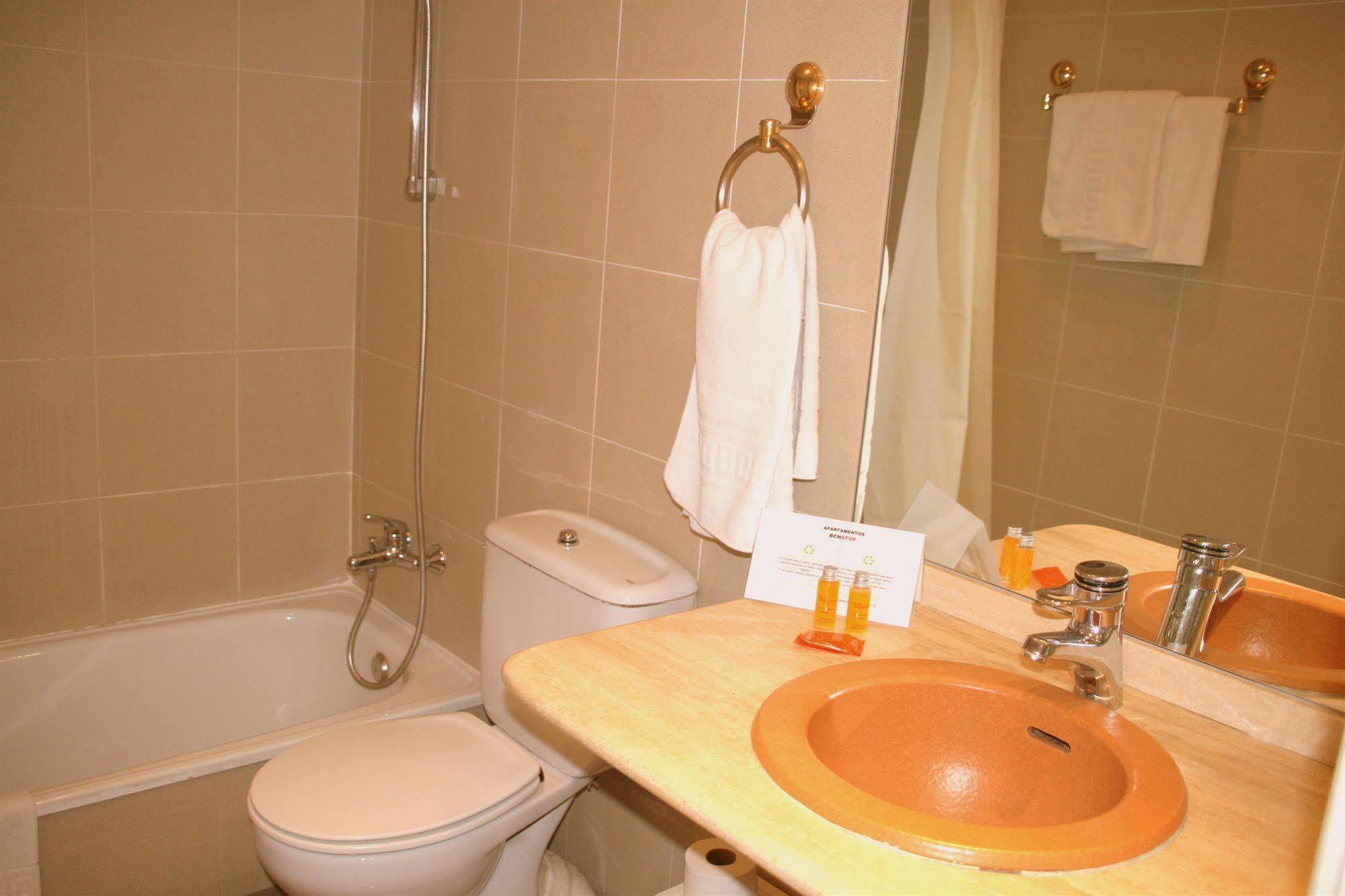 Apartahotel Bcnstop Sagrada Familia Barcelona