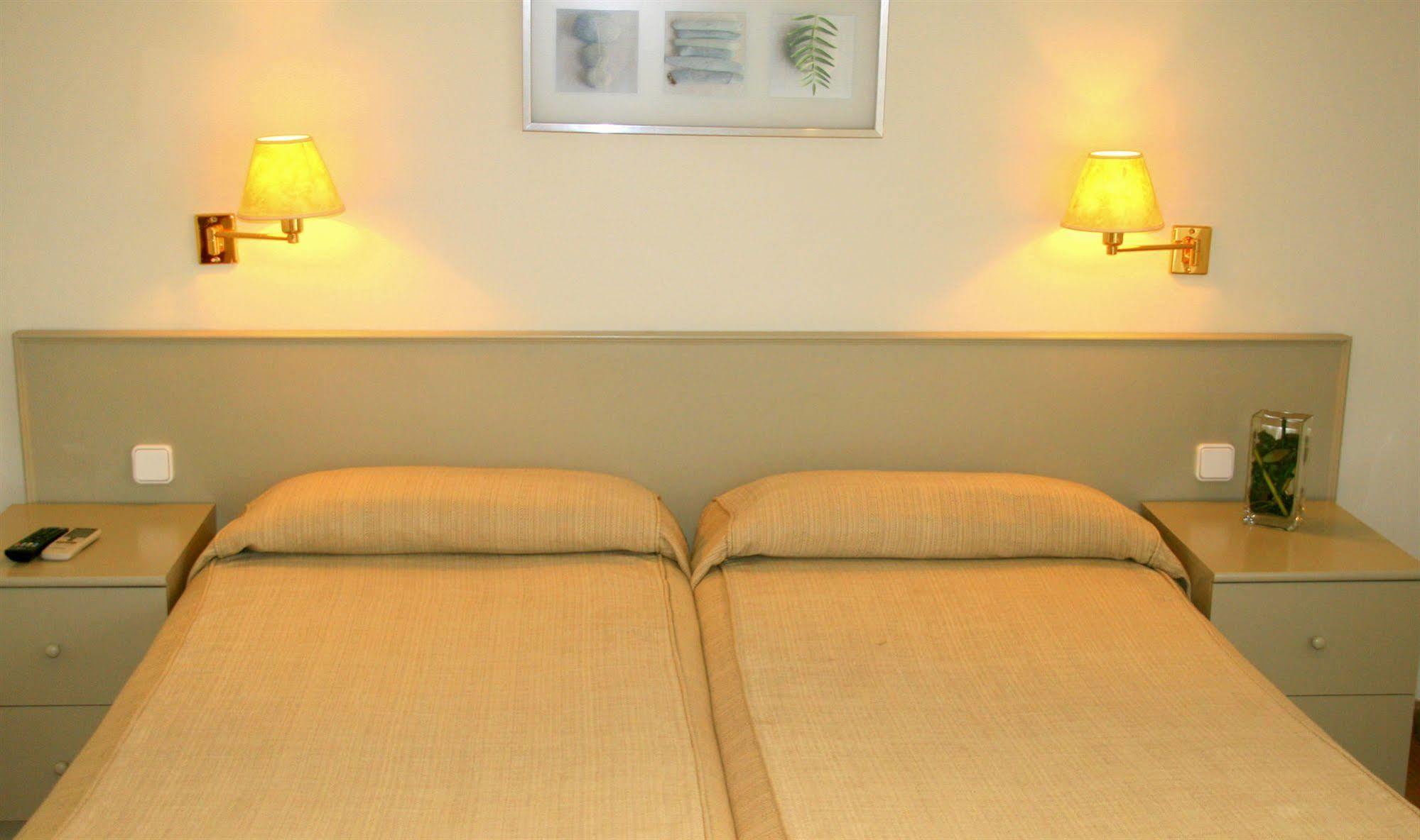 Apartahotel Bcnstop Sagrada Familia 3*
