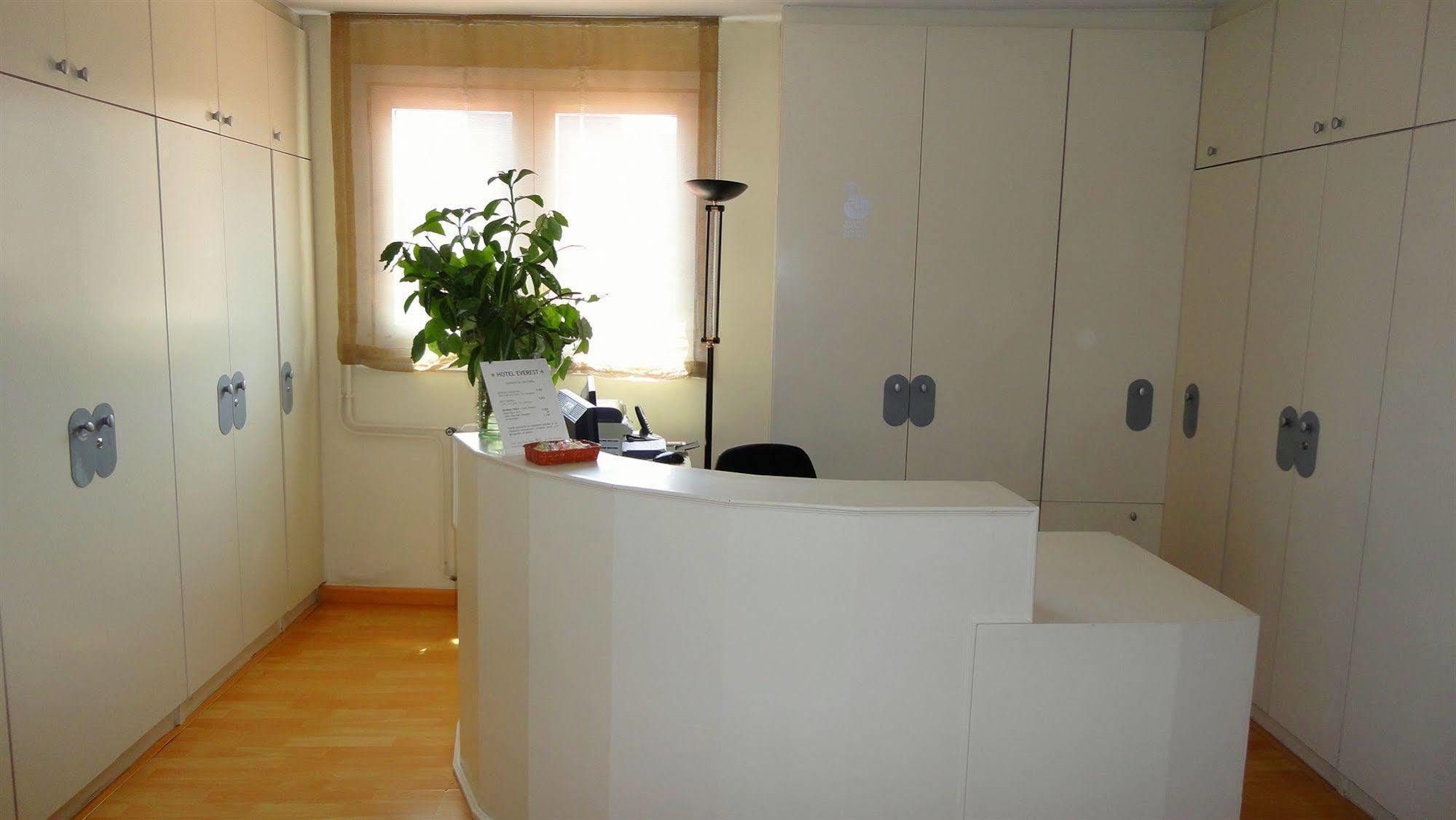 Bcnstop Sagrada Familia 3*