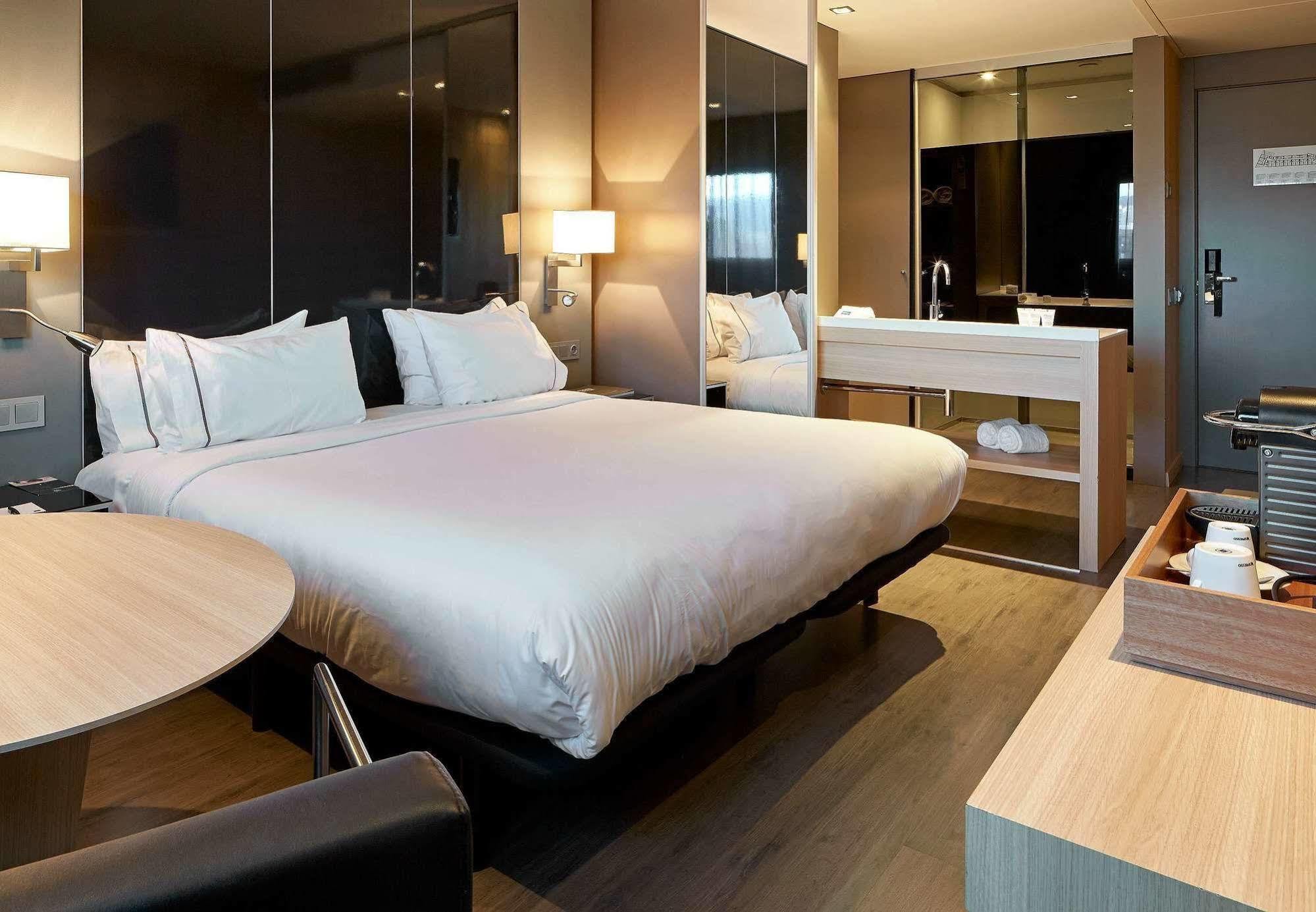 Ac Sants By Marriott Hotel 4*
