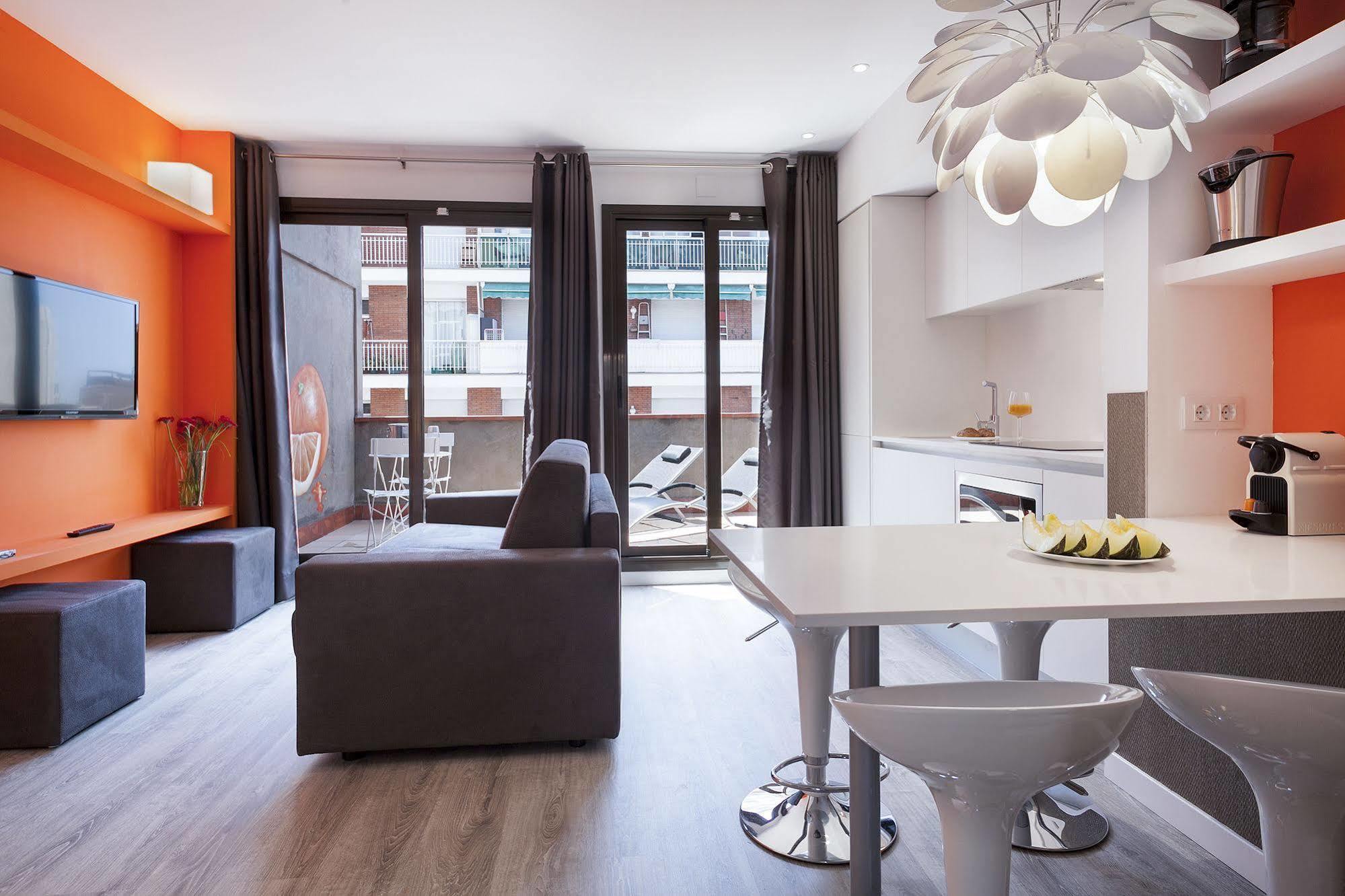 Apartamento Habitat Adn Barcelona