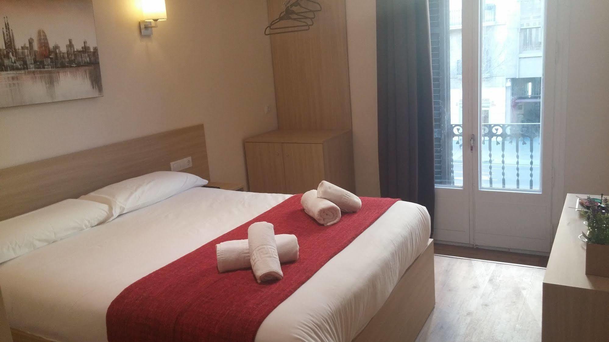 Guest house Travel Barcelona