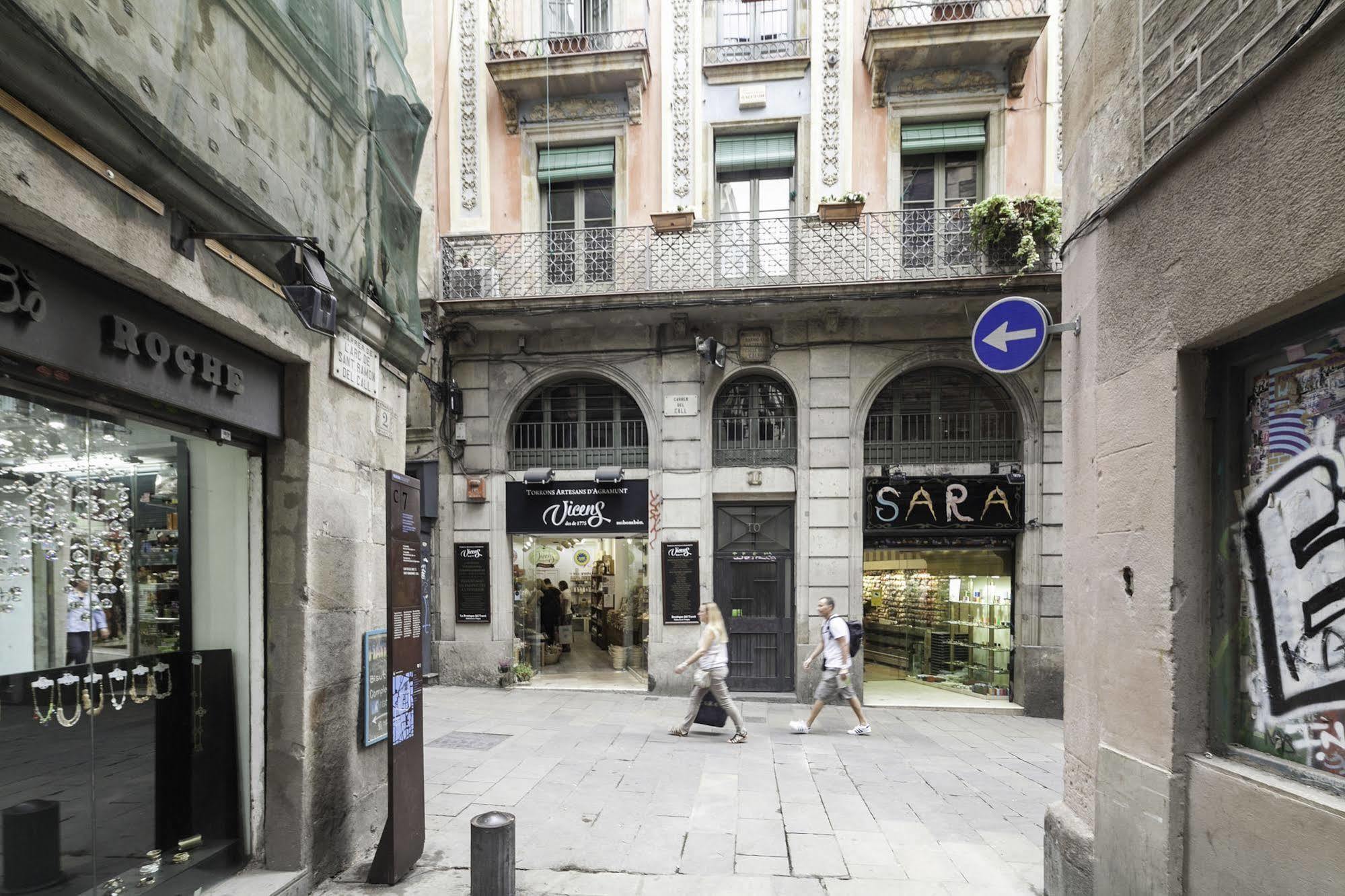 El Call Hotel
