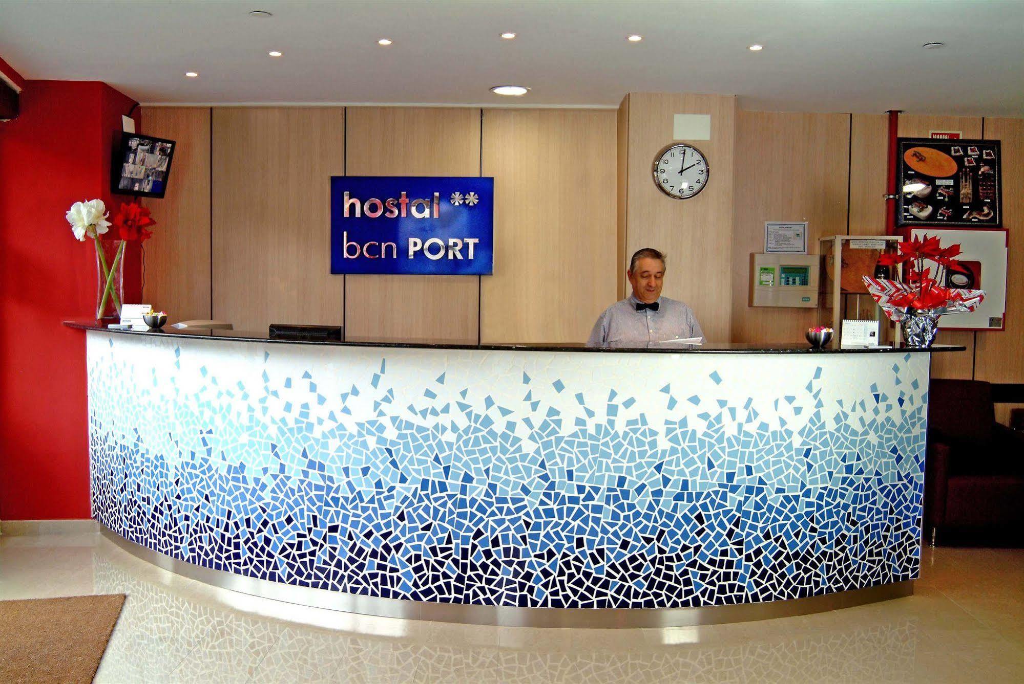 Yomo Bcn Port Pensión
