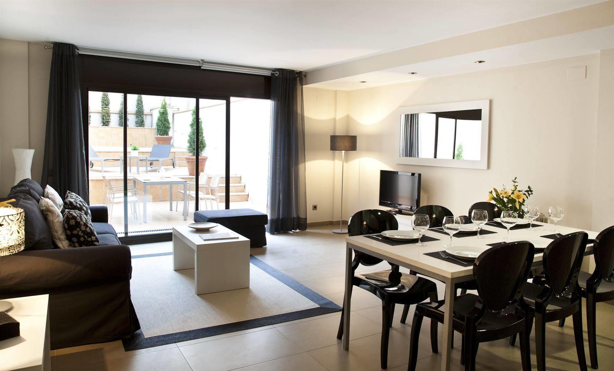 Up Bcn Apartment