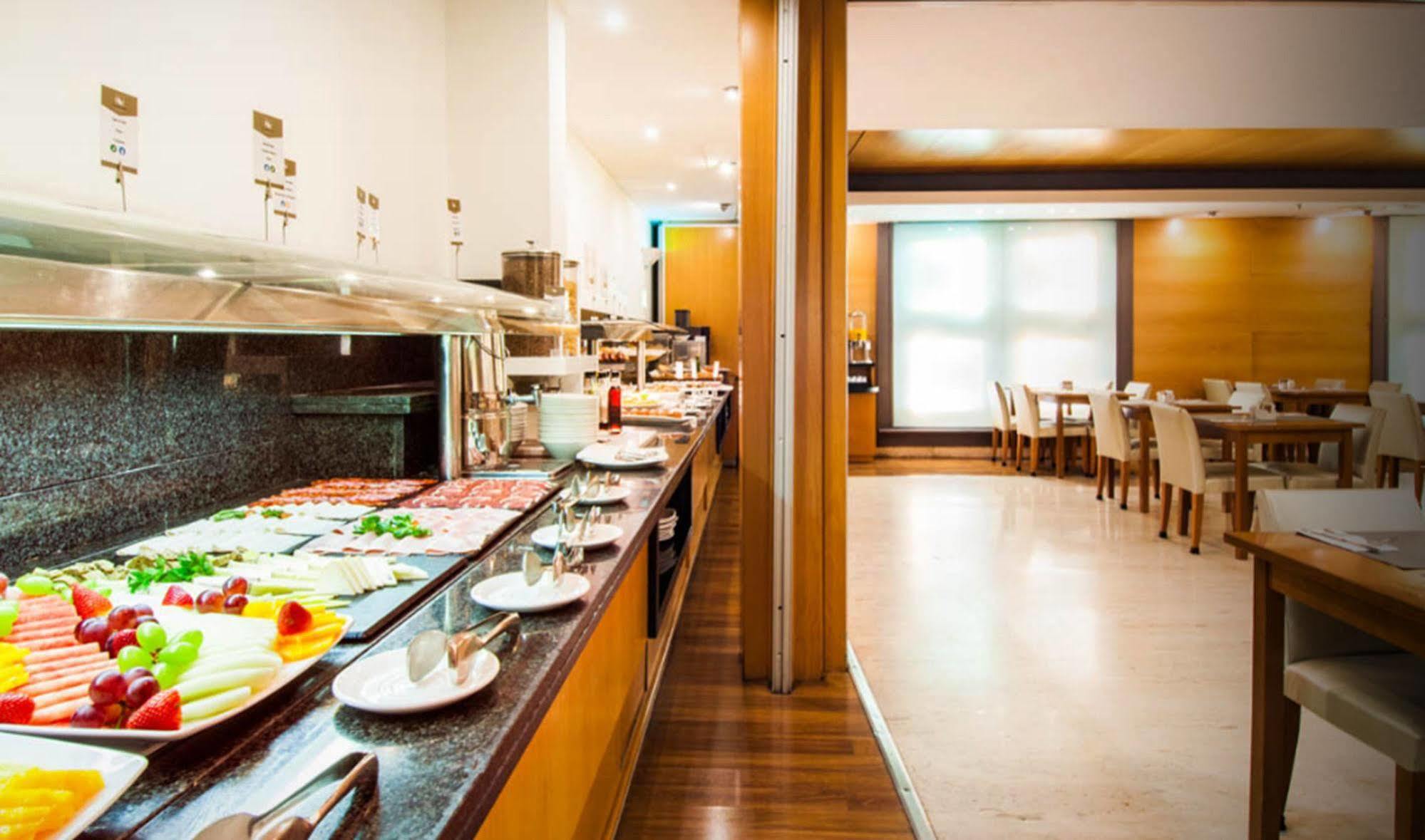 Hotel Exe Cristal Palace 4*