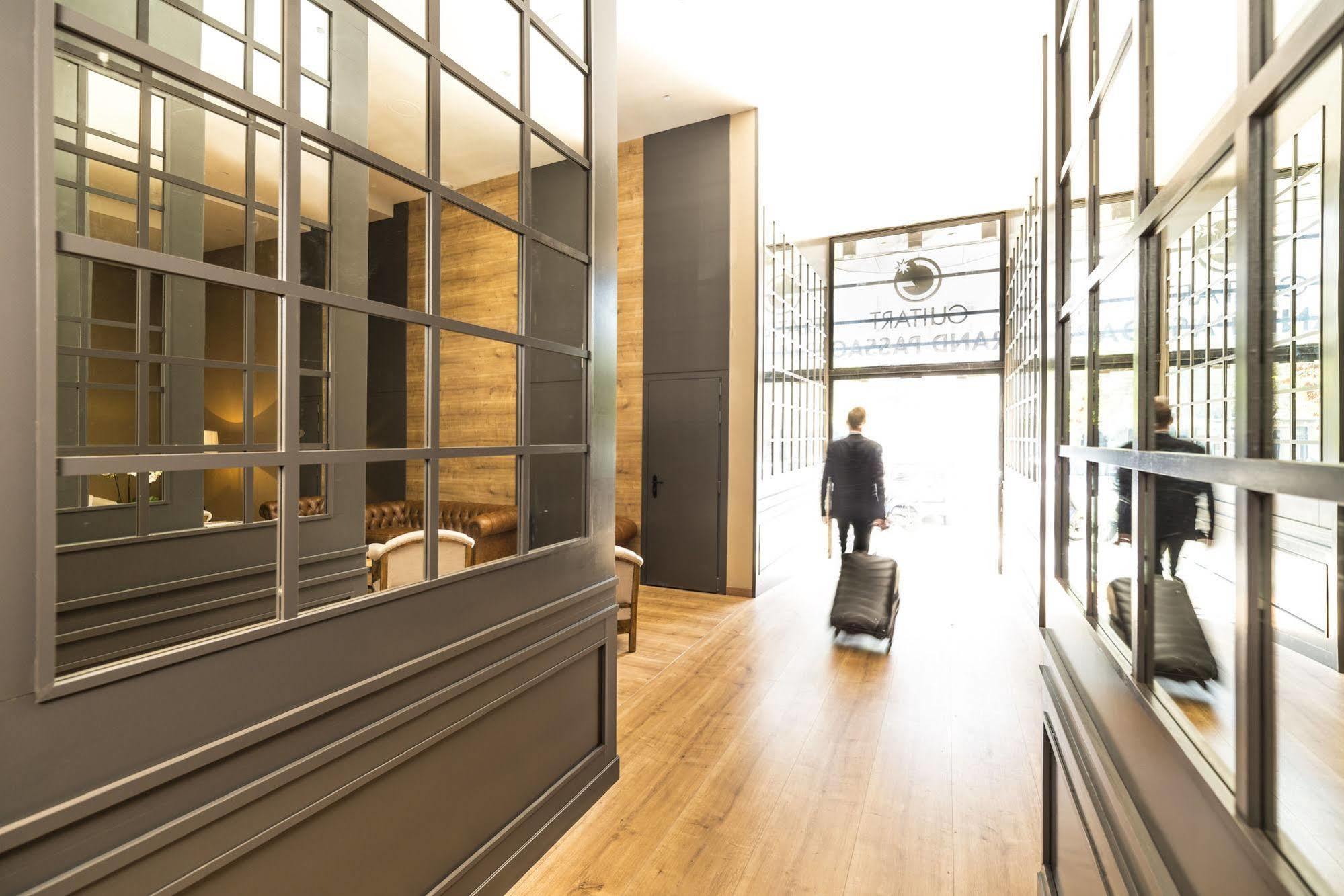 Guitart Grand Passage Barcelona
