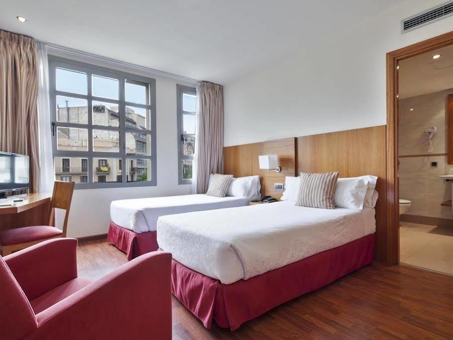 Aranea Hotel 3*