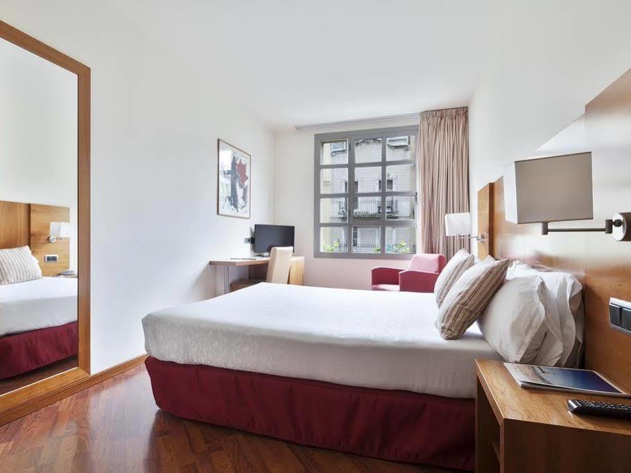 Hotel Aranea 3*