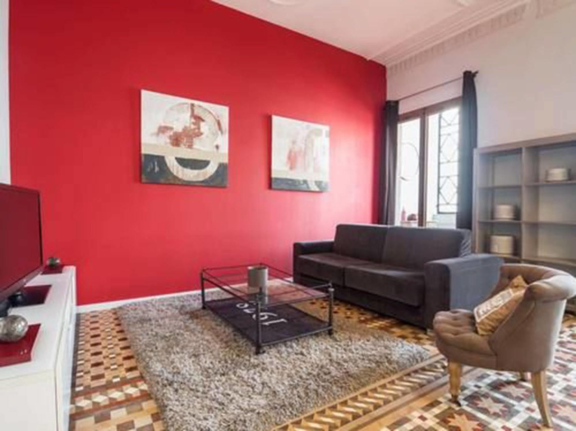 Rent Near Plaza De Cataluña