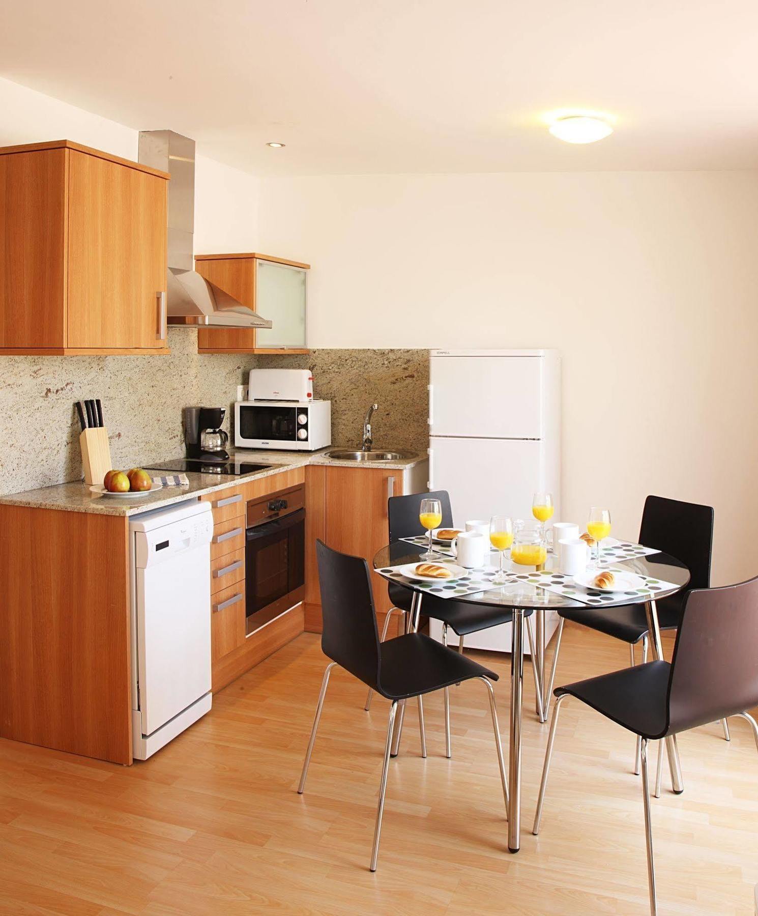 Apartment Mh S. Familia