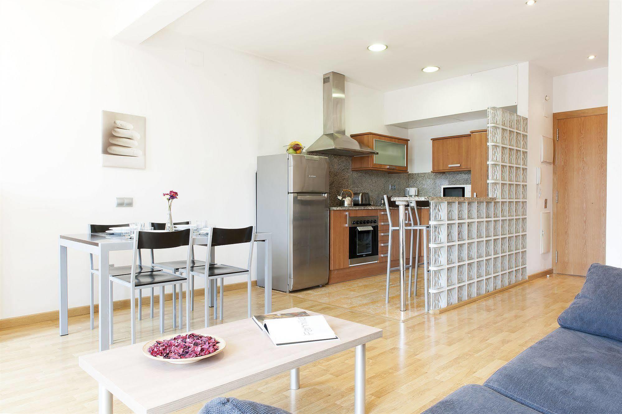 Apartment Mh S. Familia