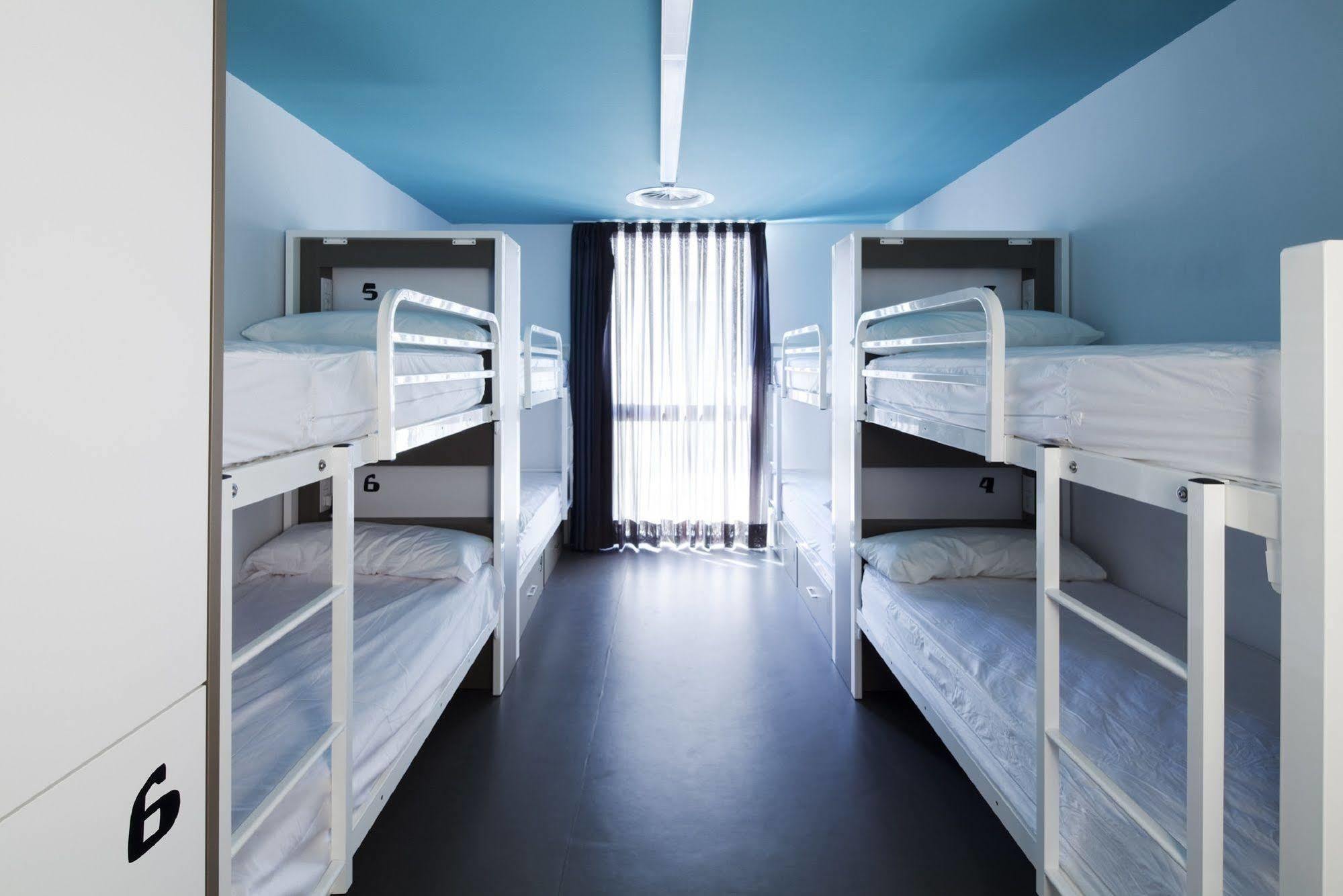 Hostal Amistat Barcelona
