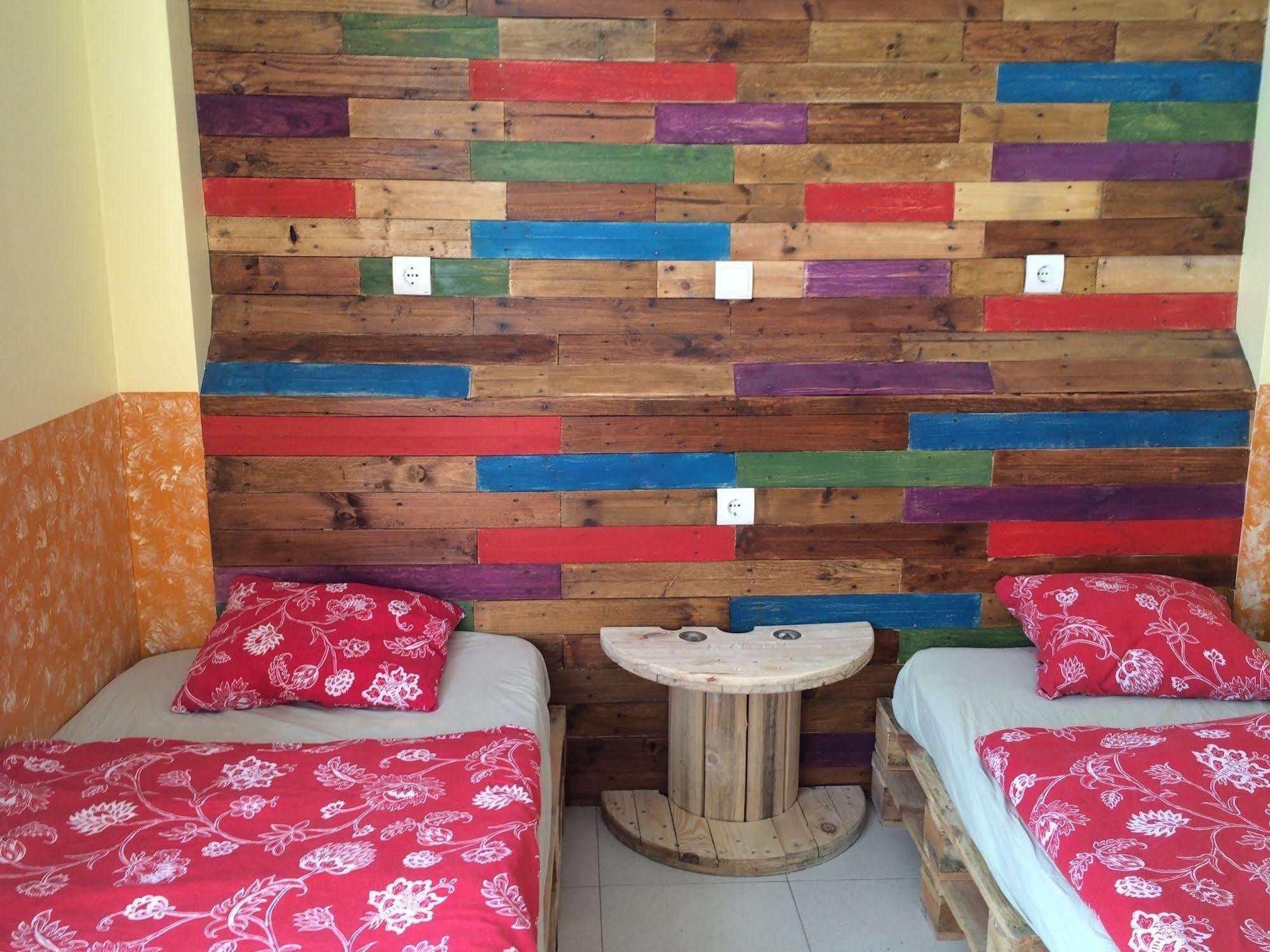 Onefam Sants Hostel Barcelona