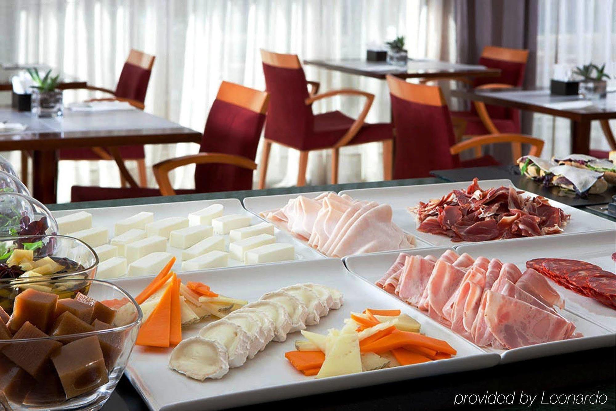 Nh Les Corts Hotel 3*