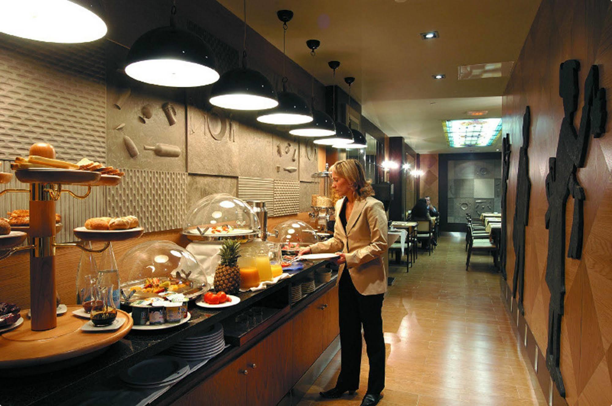 Evenia Rocafort Barcelona