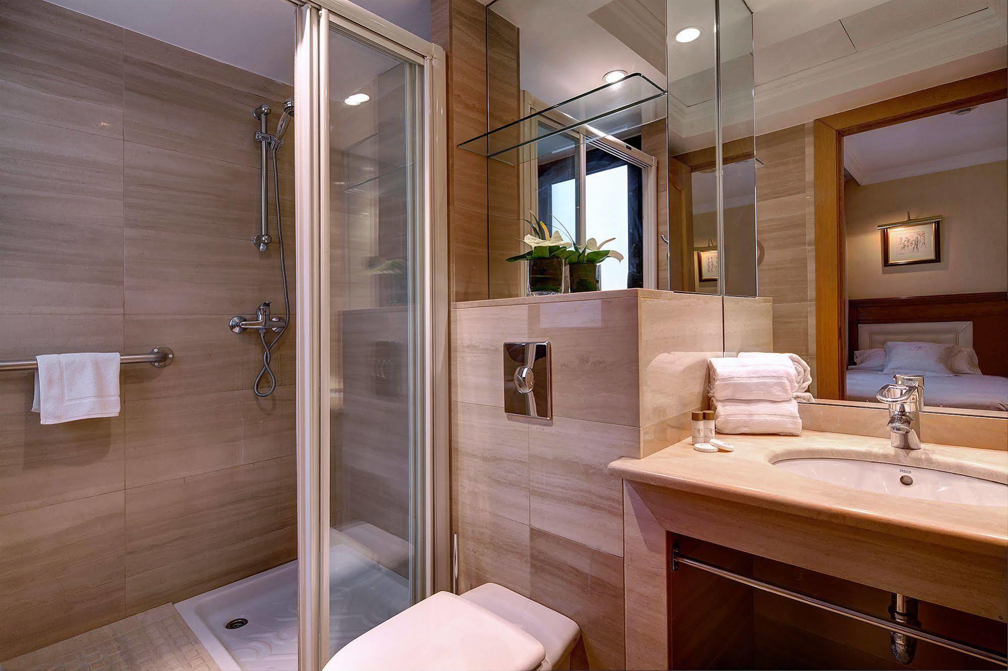 Apartaments-hotel Hispanos 7 Suiza